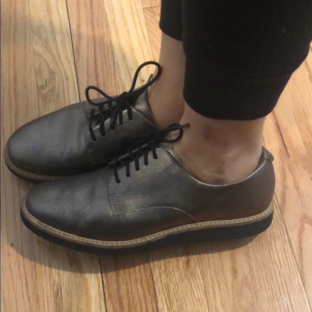 Clarks Artisan Bronze Sneakers